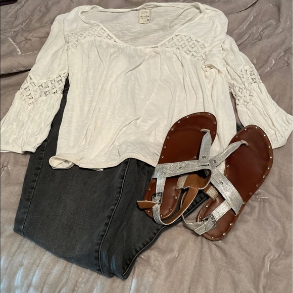 Outfit Bundle - Picture 1 of 4